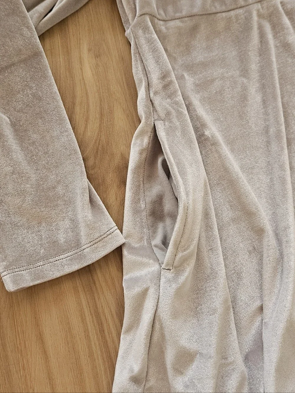Girls' Light Gray/silver Crushed Velvet Long Sleeve Dress